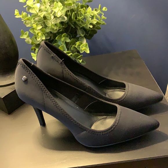 Simply Vera Vera Wang Shoes - VERA WANG